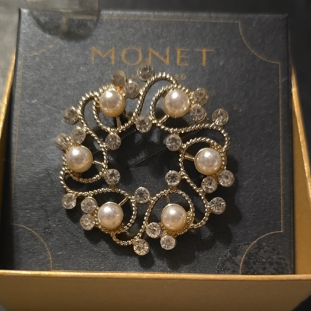 Monet Gold and Silver Brooch